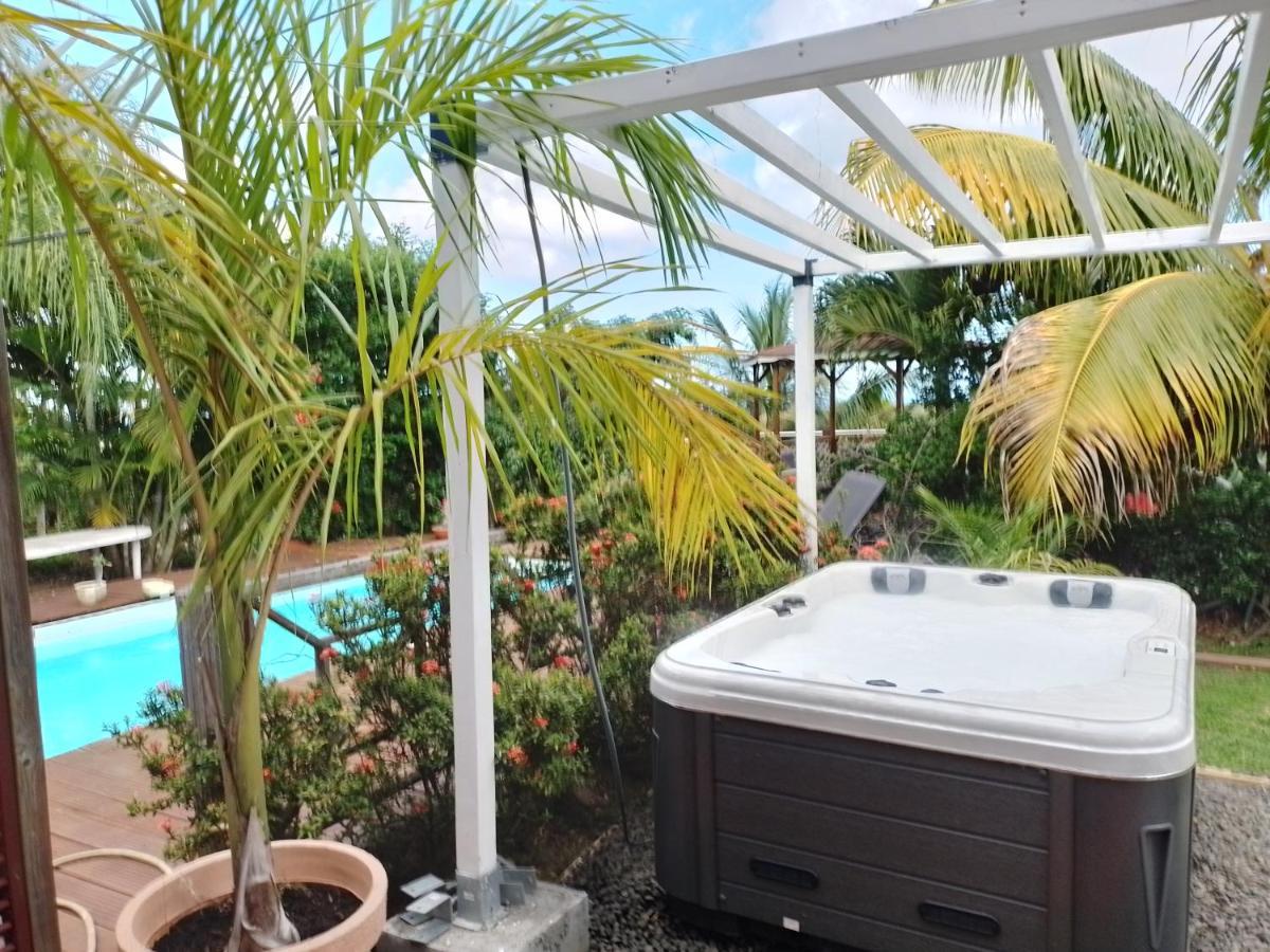 Le Diamant Charmante Villa Pour La Famille Ou Entre Amis Spa Et Piscine מראה חיצוני תמונה